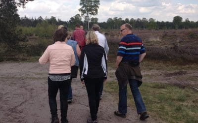 Effectiever vergaderen? Houd buiten een wandelvergadering!